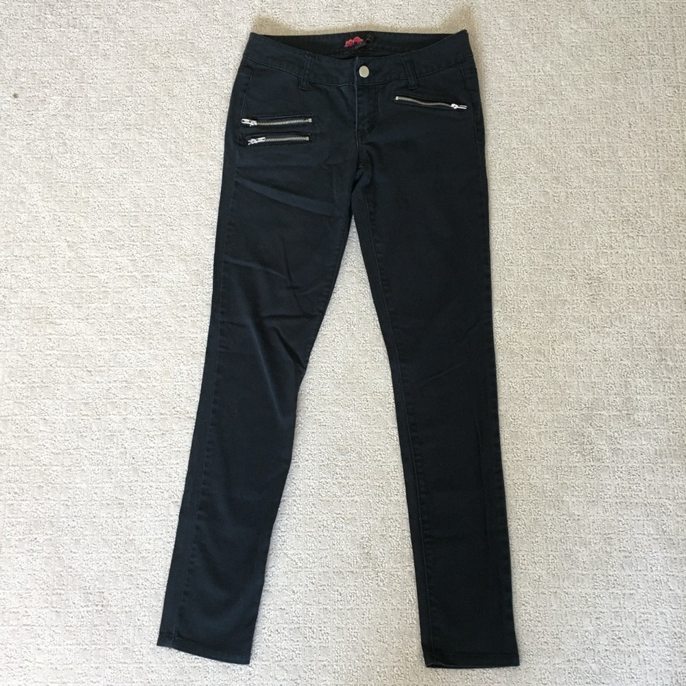 Forever21 black zipper pants